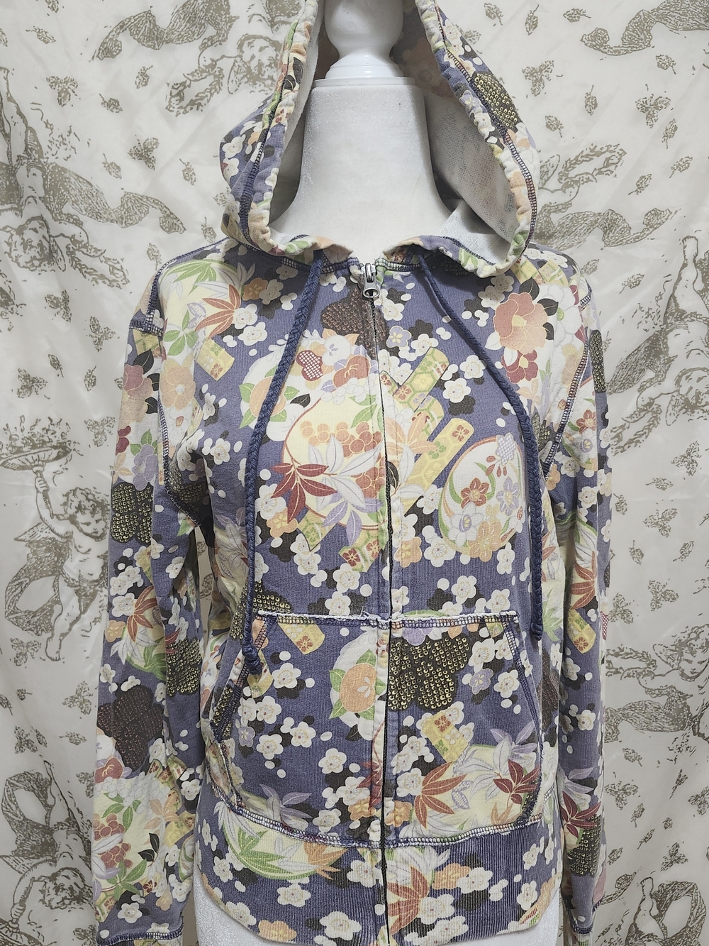 The Lucky Brand Y2k Japanese Inspired Floral Boho Zip Up Hoodie in size M